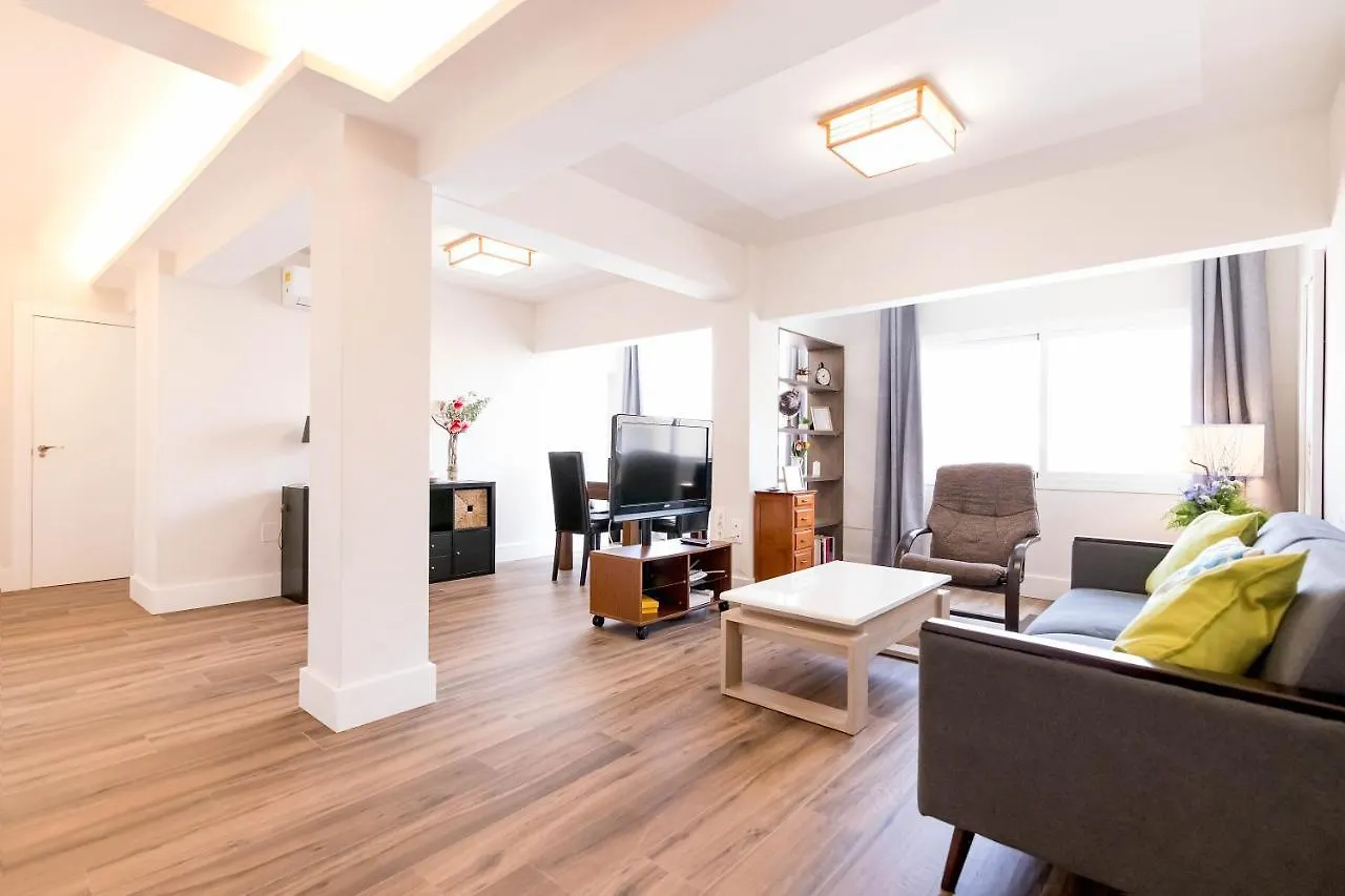 Bhost - Suite La Merced Málaga